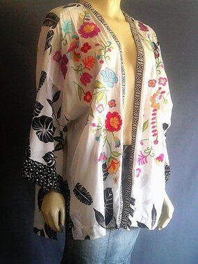 Embroidered Floral Open Front White Kimono Jacket